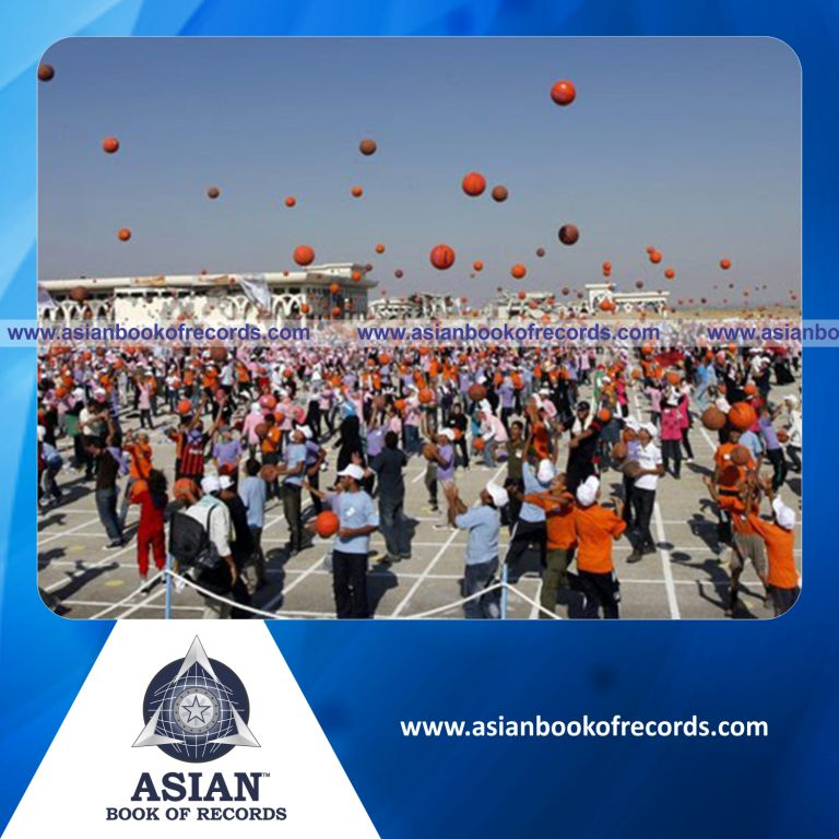 Highest Number of People Dribbling Basketballs Simultaneously (Single Venue)