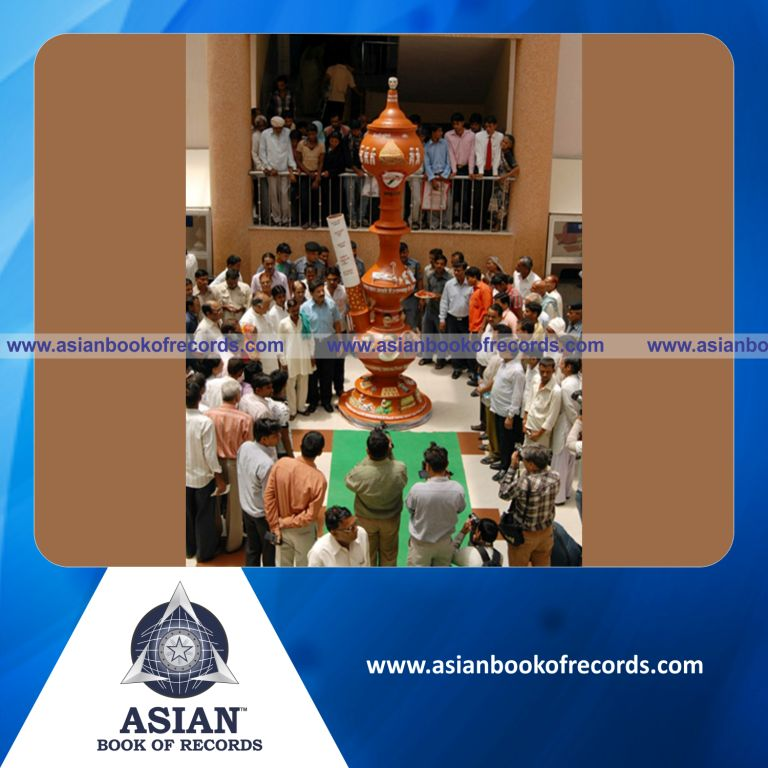 Tallest Terracotta Hookah Replica made by an Individual (Male)