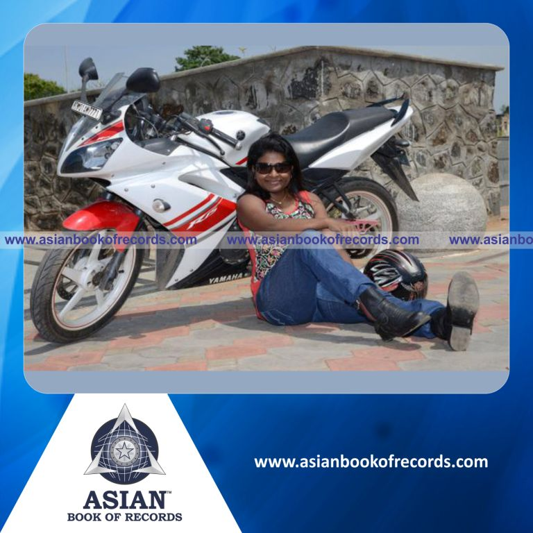 Longest Distance Travelled on a Motorcycle by an Individual (Female) in 1 Day