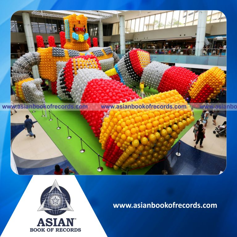 Longest 3D Balloon Sculpture made by a Team