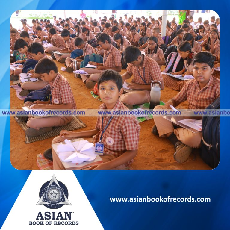 Highest Number of Participants Making Origami Hearts Simultaneously (Single Location)
