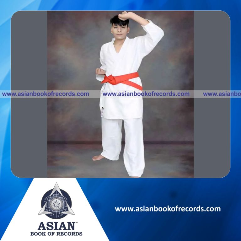 Highest Number of Side Kicks Performed in One Minute by an Individual (Minor -Female)